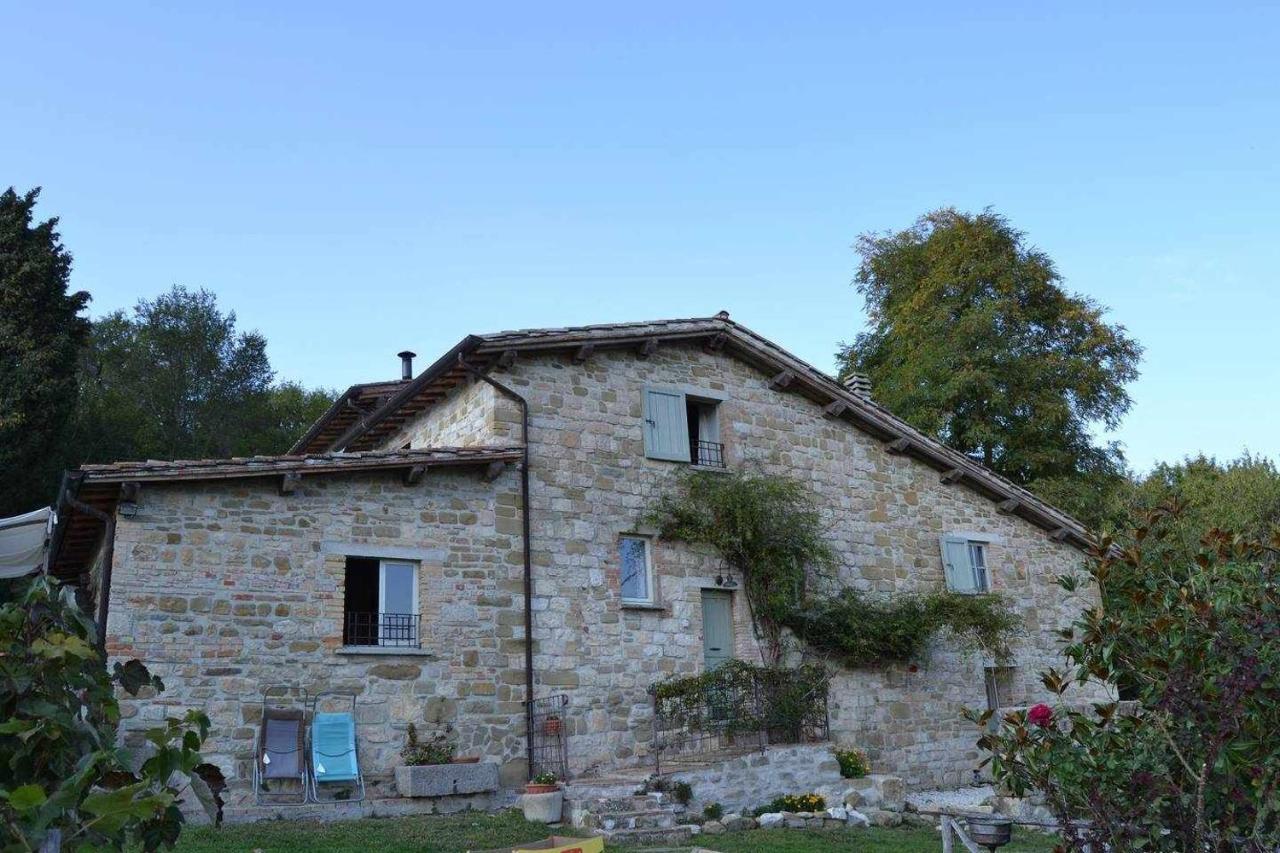 Agriturismo Montesalce Βίλα Γκούμπιο Εξωτερικό φωτογραφία